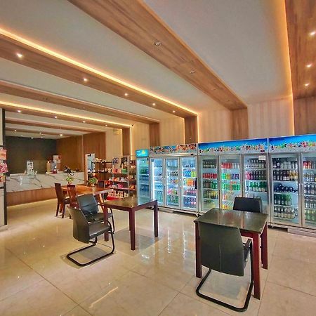 Sun Sea Sand Patong Экстерьер фото