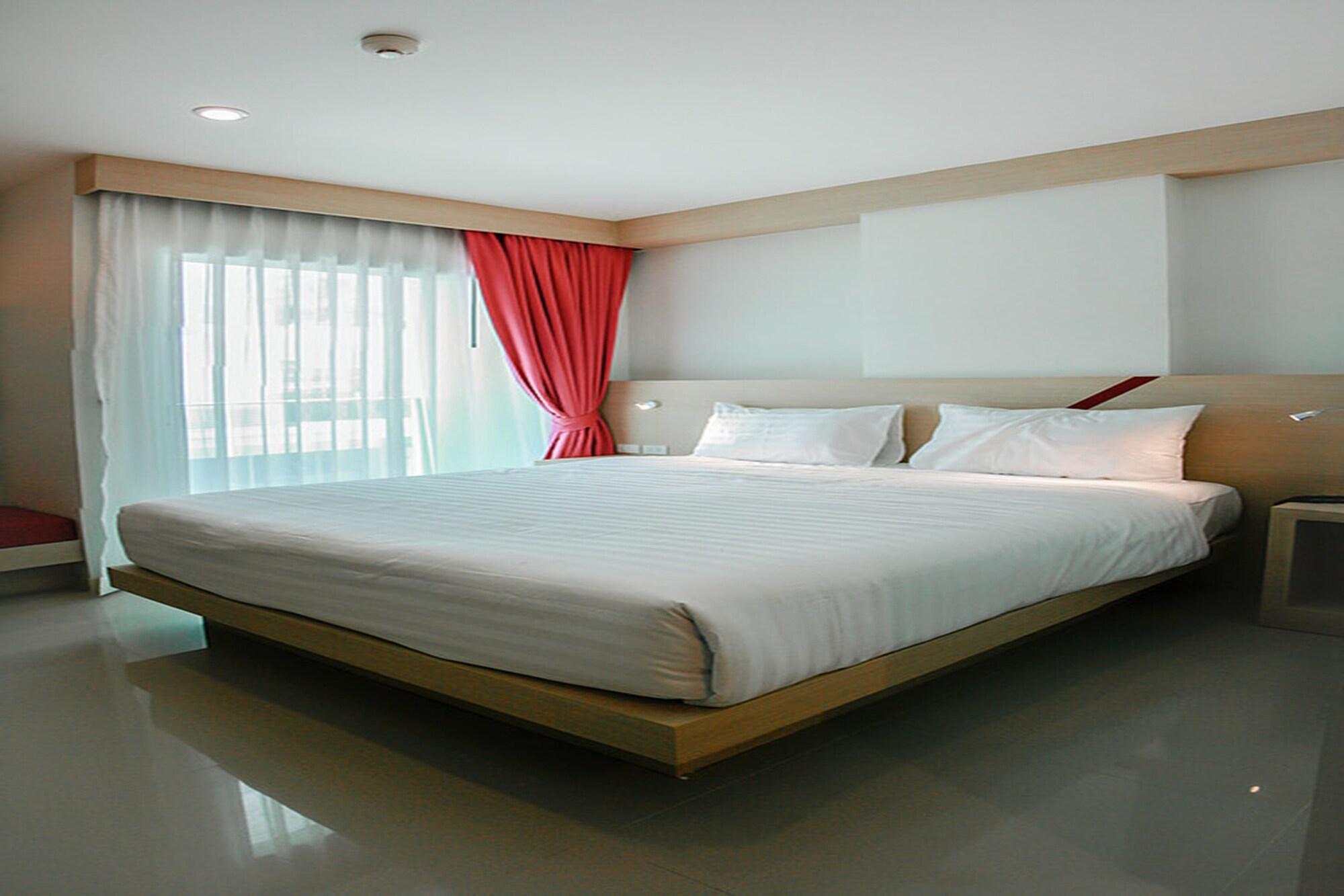 Sun Sea Sand Patong Экстерьер фото